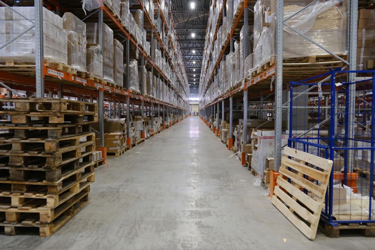 Warehouse facility with surveillance and access control coverage
